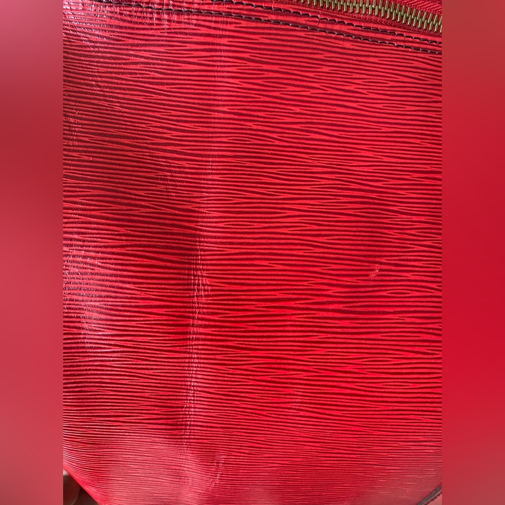 LOUIS VUITTON 'KEEPALL 60' RED EPI DUFFLE BAG - Picture 3 of 15